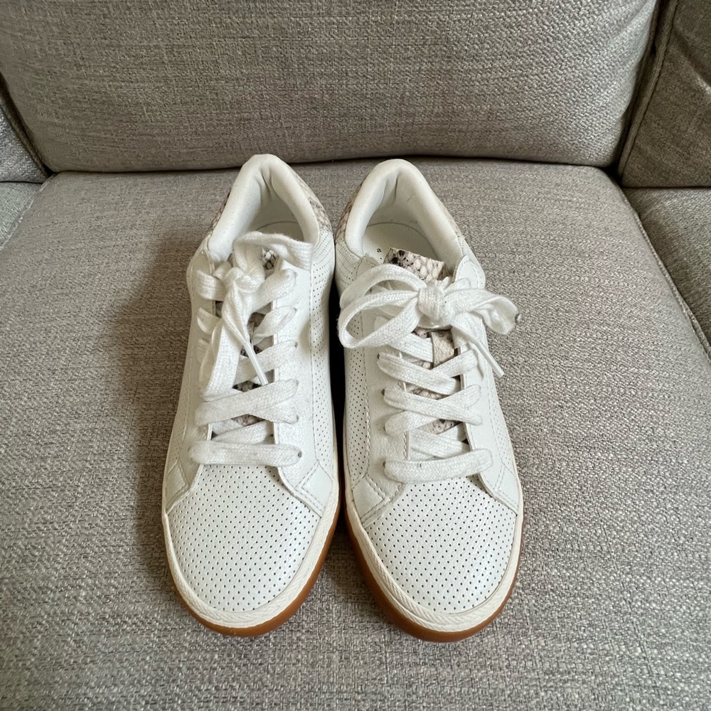 Women’s A New Day Maddison Sneakers
